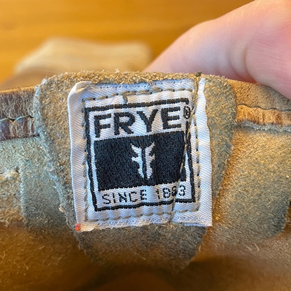 Size 7 women’s Frye 8R Engineer Boots ** Excellent Condition - Picture 3 of 13